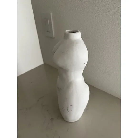 Vintage Women’s Figure Clay Vase White Statue 13” - Picture 6 of 7